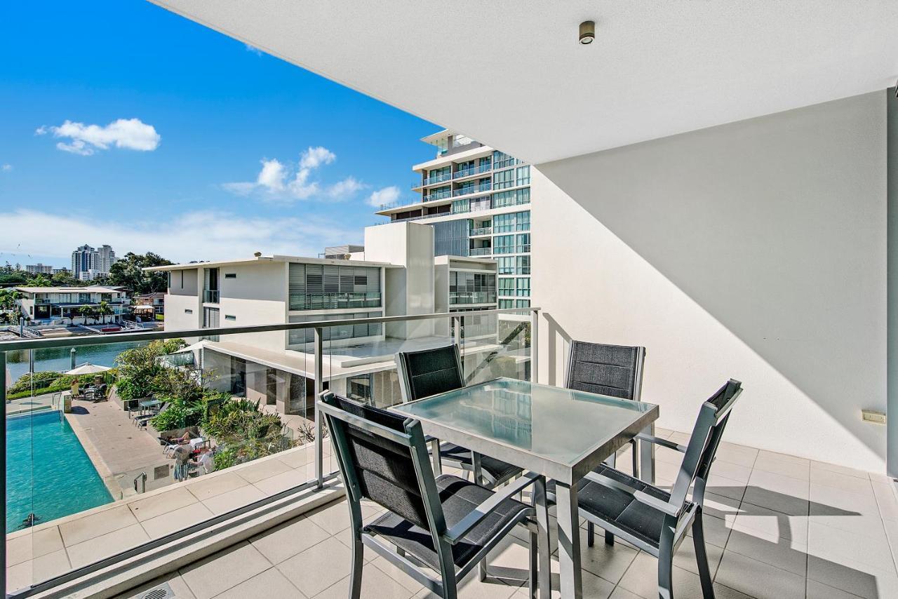 Ultiqa Freshwater Point Resort Broadbeach Guldkusten Exteriör bild