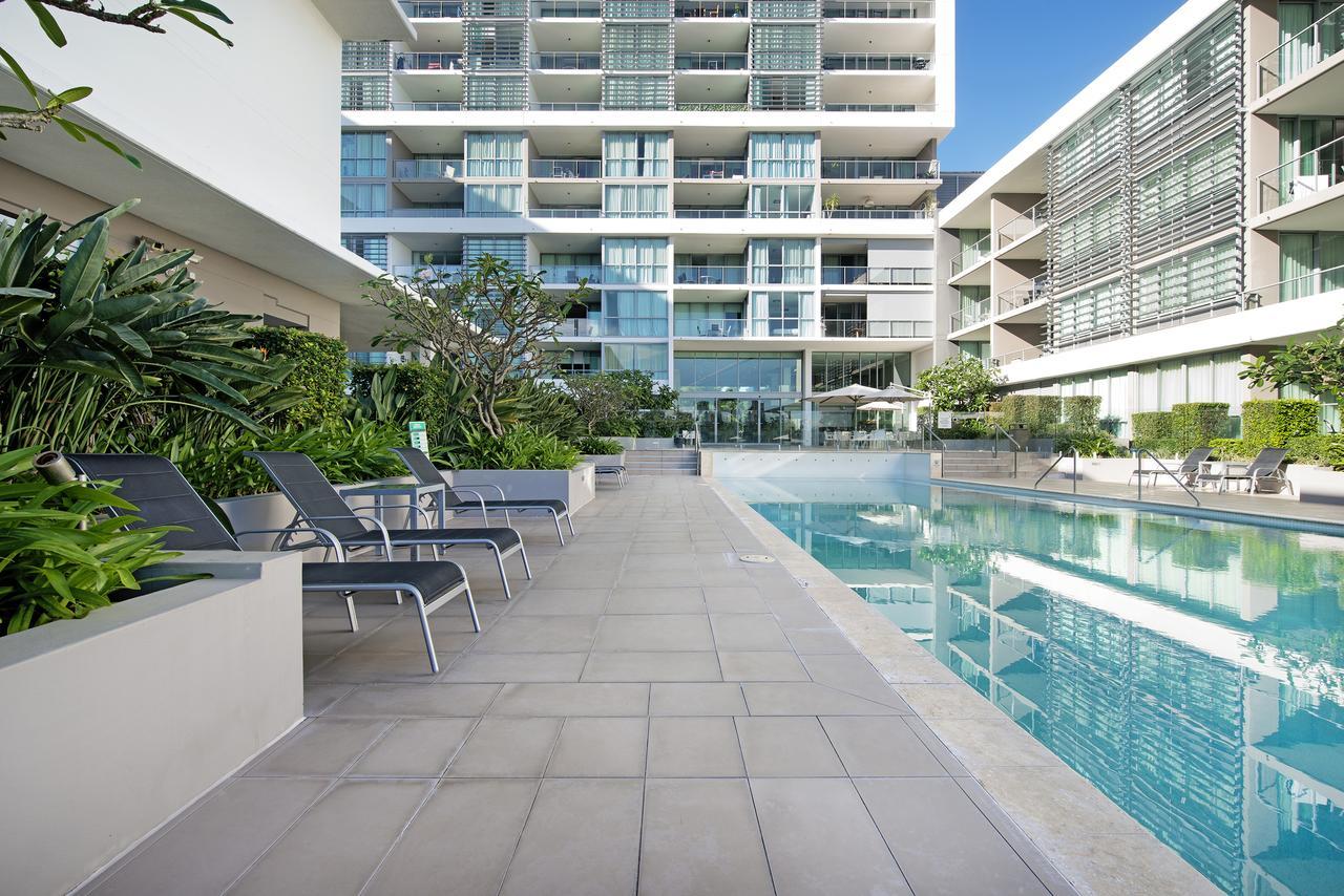 Ultiqa Freshwater Point Resort Broadbeach Guldkusten Exteriör bild